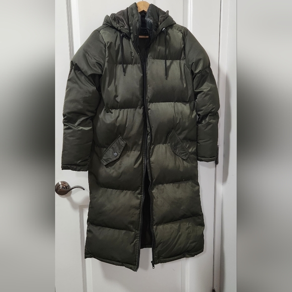 Women's Puffer Coat - Picture 1 of 5